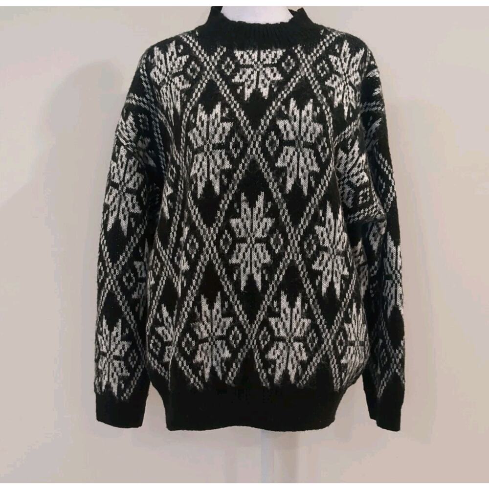 Asos Design Cozy Women's 4 Small Black White Oversized Chunky Crewneck Sweater